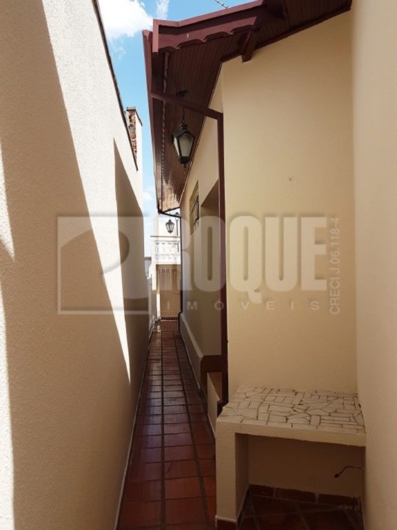 Casa Residencial à venda no bairro Centro: 