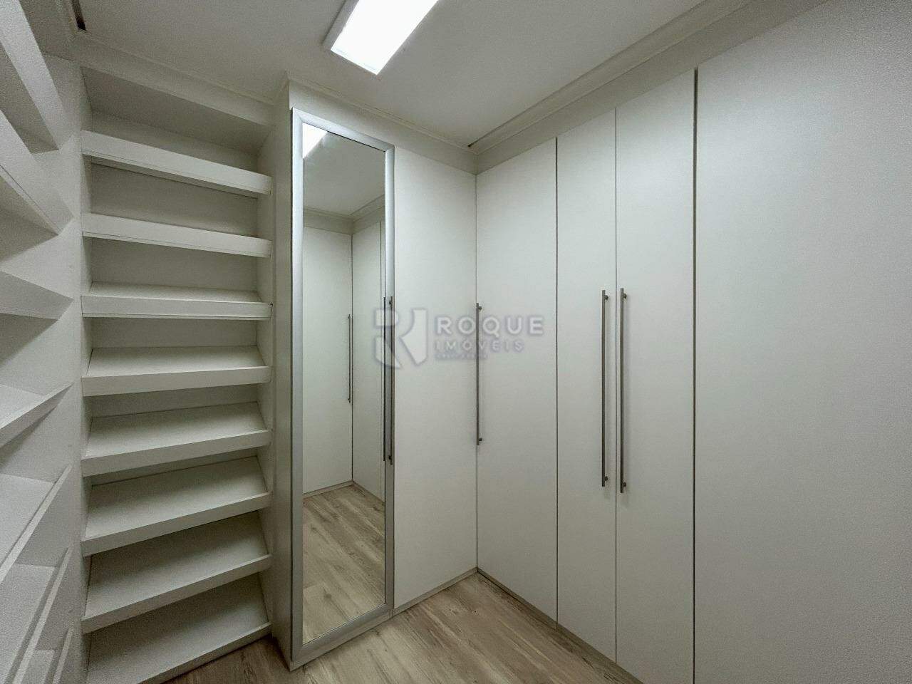 Apartamento para aluguel no bairro Parque Egisto Ragazzo: Dormitório 2 closet
