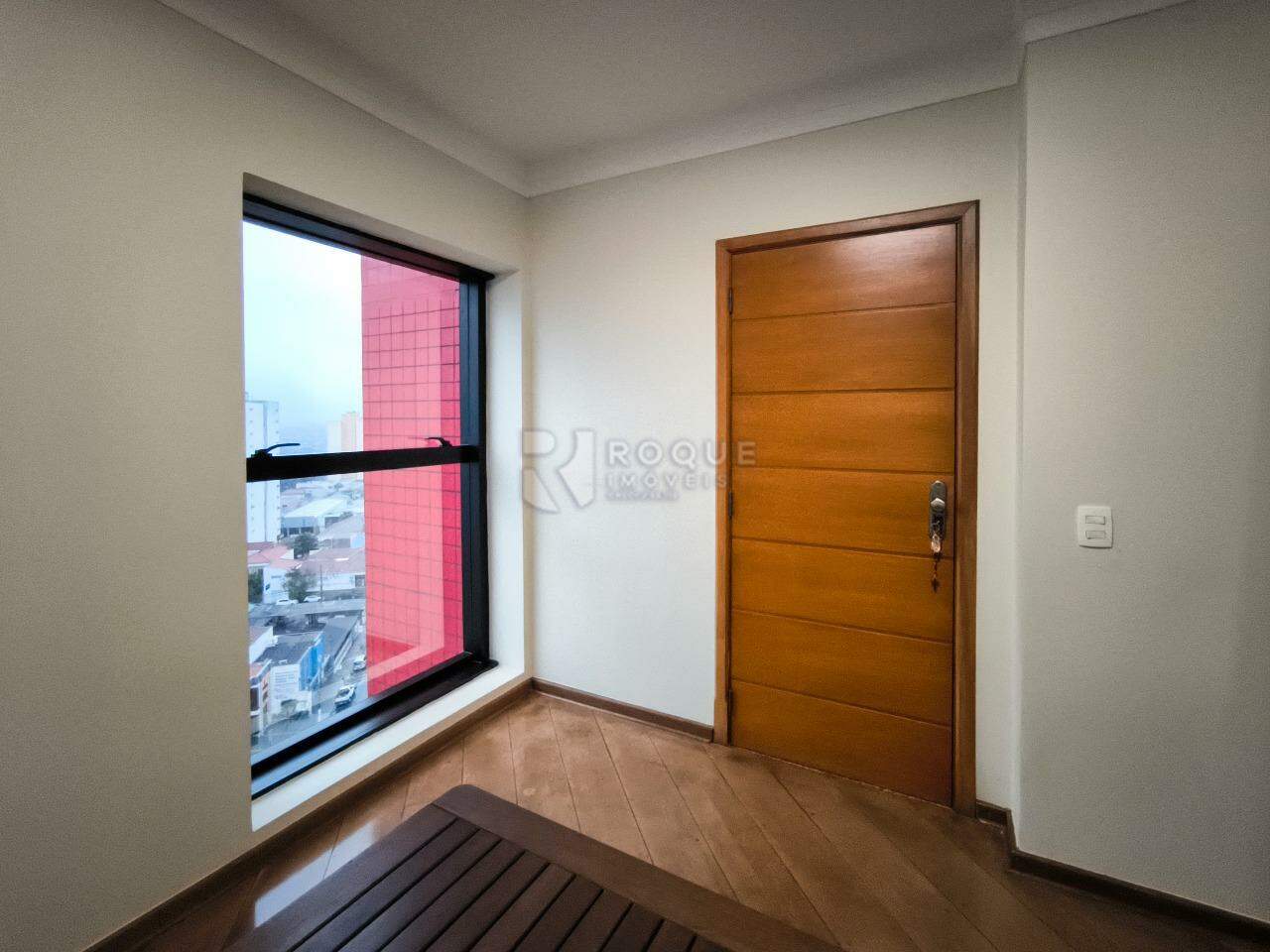 Apartamento à venda no bairro Centro: HALL DE ENTRADA