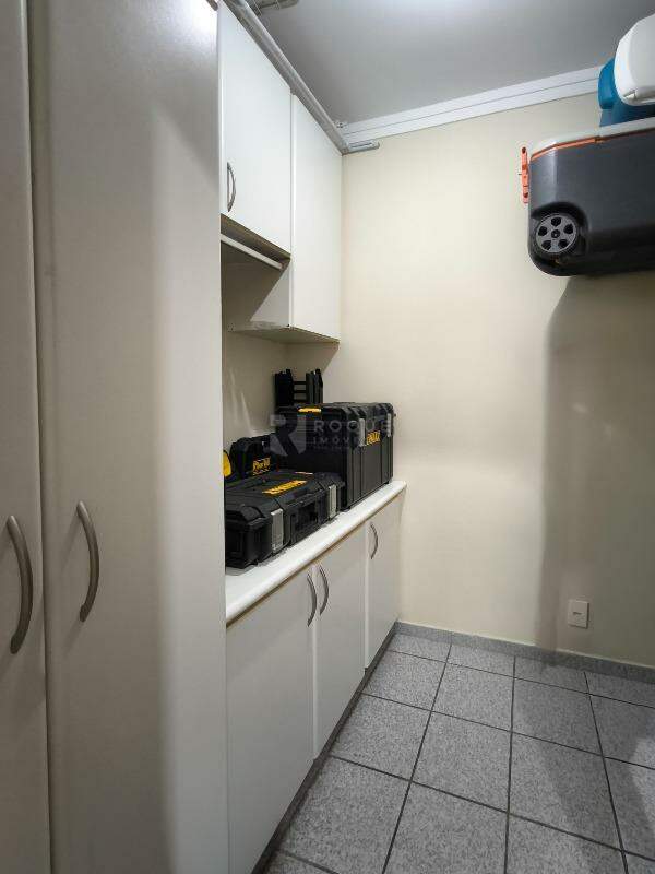 Apartamento à venda no bairro Centro: ÁREA DE SERVIÇO