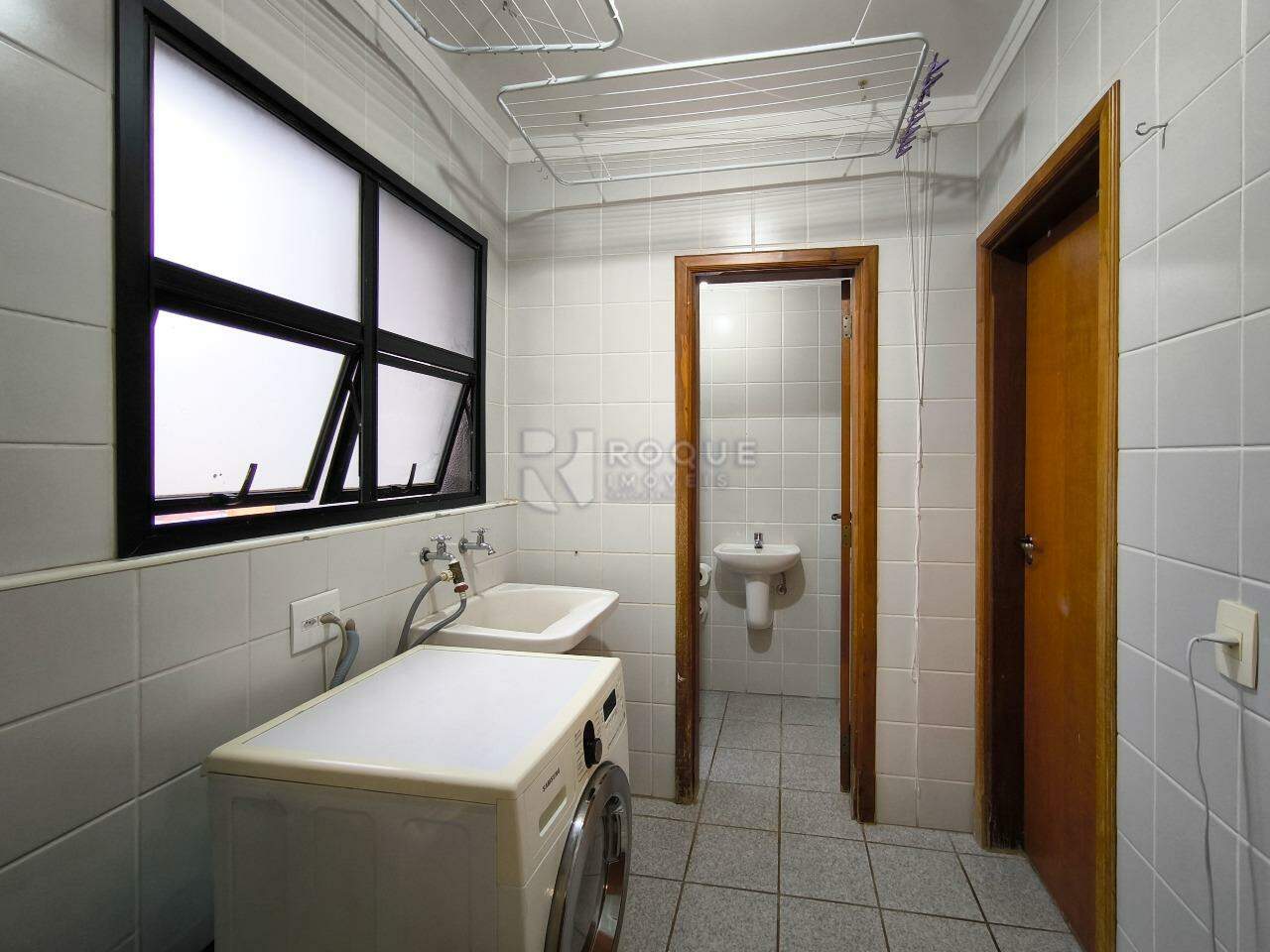Apartamento à venda no bairro Centro: ÁREA DE SERVIÇO