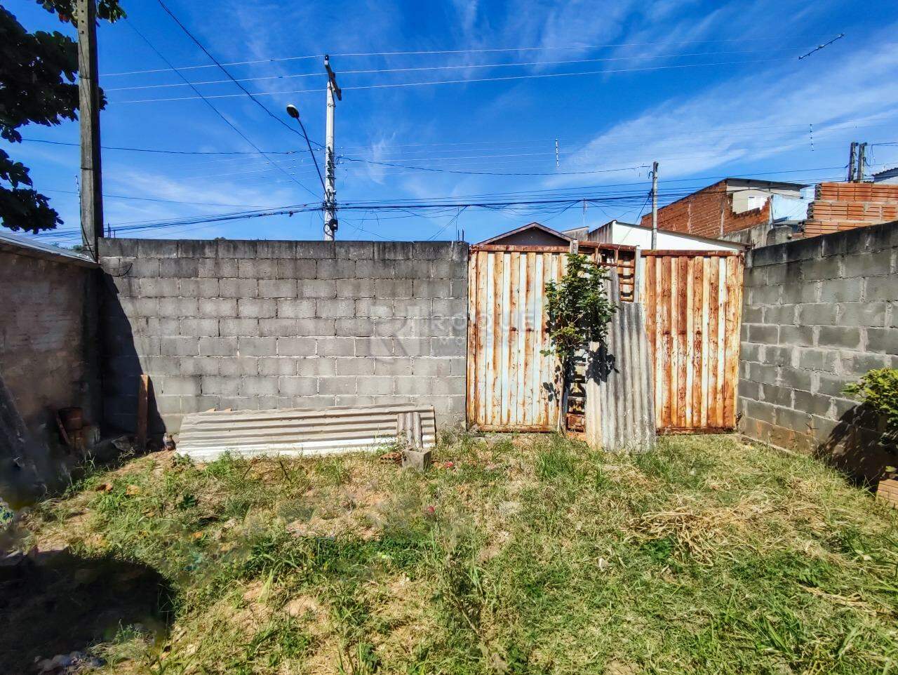 Terreno à venda no bairro Parque Residencial Santa Eulália: 