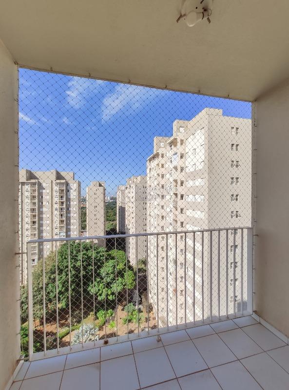Apartamento para aluguel no bairro Jardim Esmeralda: Sacada 