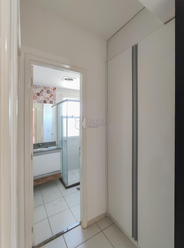 Apartamento para aluguel no bairro Jardim Esmeralda: Hall 