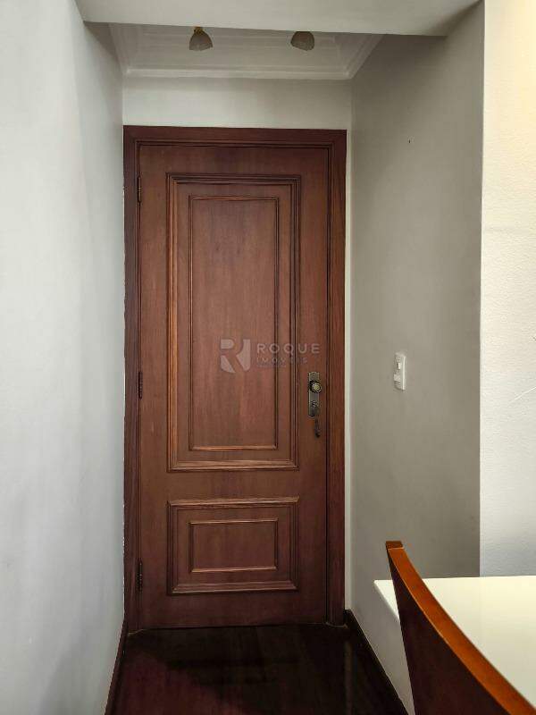 Apartamento à venda no bairro Vila Independência: HALL DE ENTRADA
