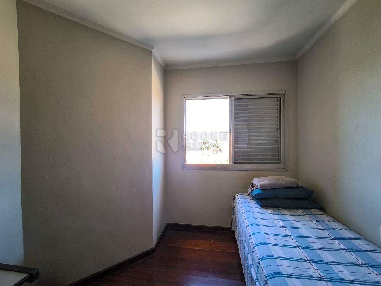 Apartamento à venda no bairro Vila Independência: DORMITÓRIO 1