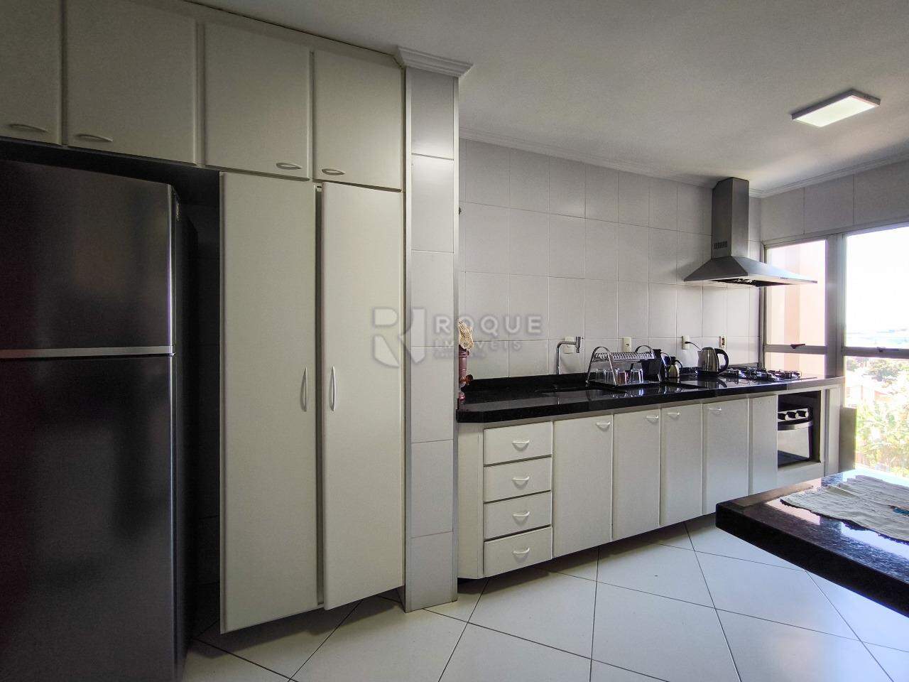 Apartamento à venda no bairro Vila Independência: COZINHA