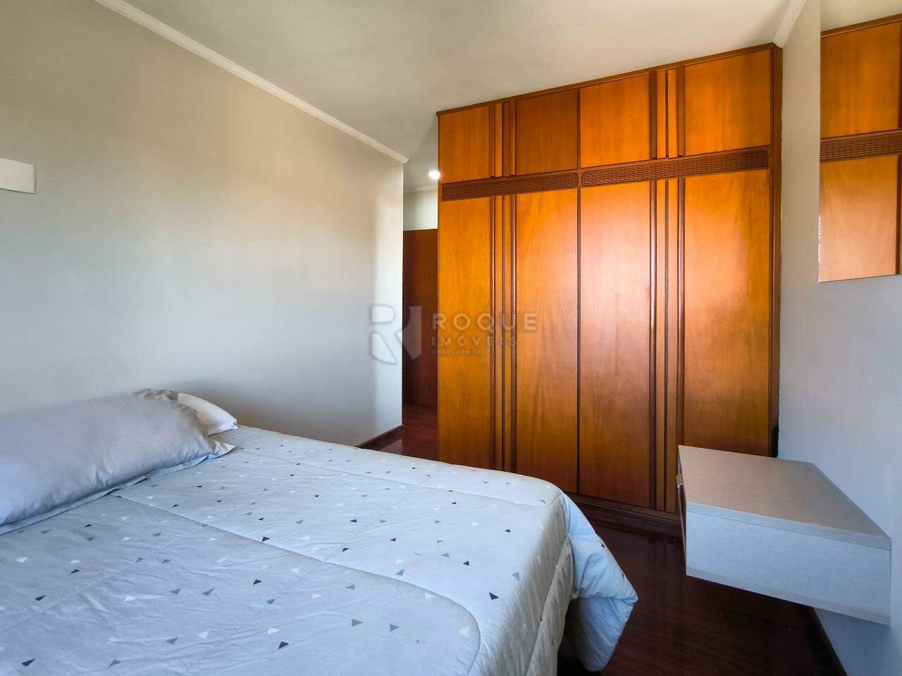 Apartamento à venda no bairro Vila Independência: SUÍTE