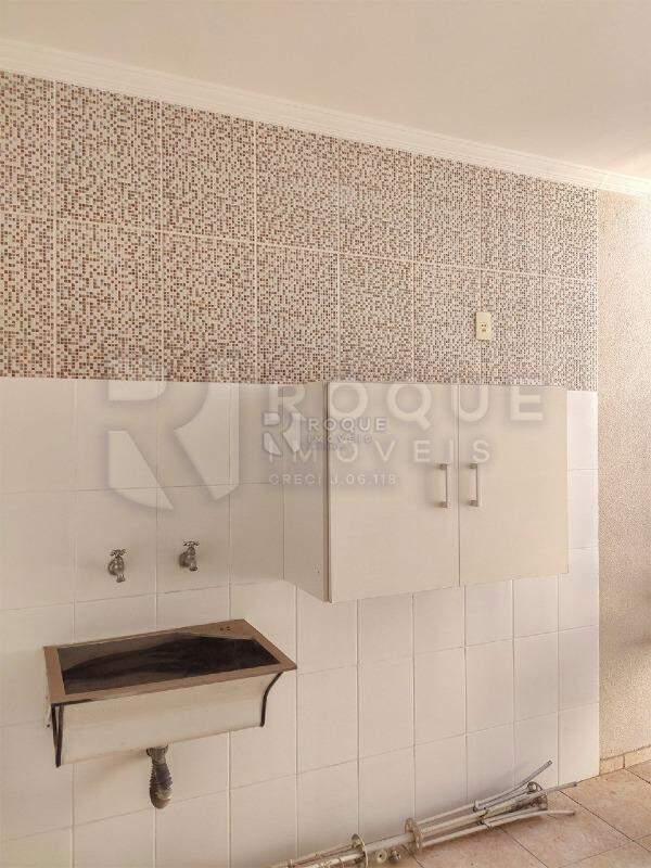 Casa Residencial à venda no bairro Jardim Residencial Roseira: 