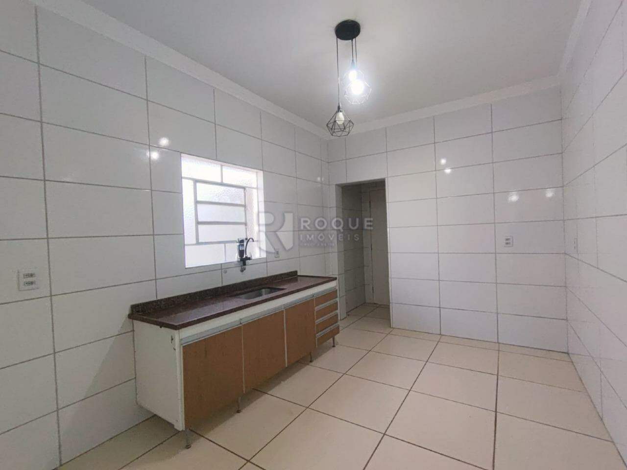 Casa Residencial para aluguel no bairro Vila Cristovam: Cozinha