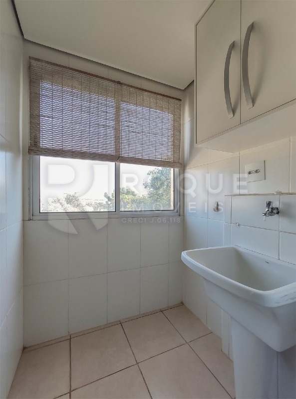 Apartamento para aluguel no bairro Chácaras Antonieta: Área de serviço