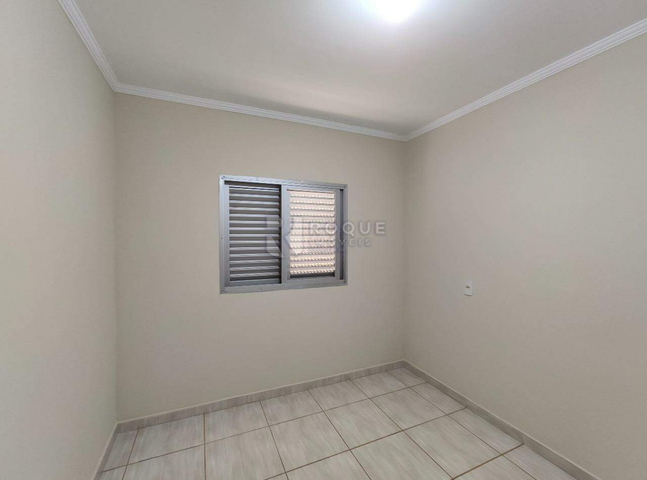 Apartamento para aluguel no bairro Chácaras Antonieta: Dormitório 1