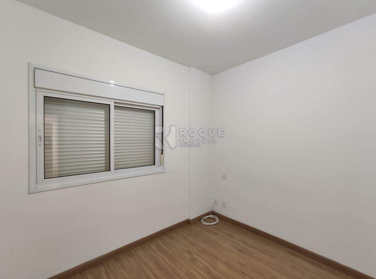 Apartamento à venda no bairro Jardim Santo André: Dormitório 3 Suíte