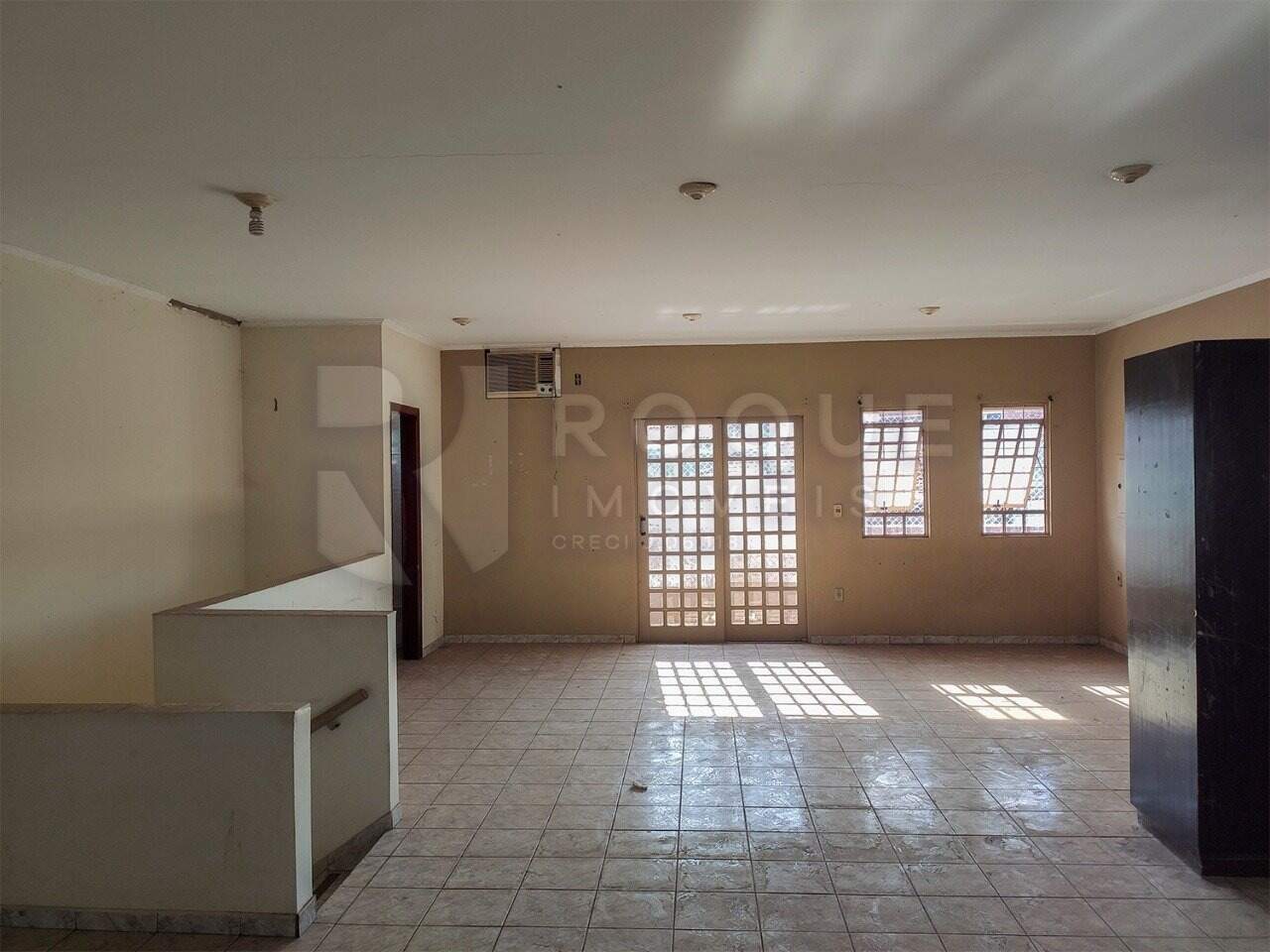 Salas/Conjuntos à venda no bairro Vila Santa Lucia: 