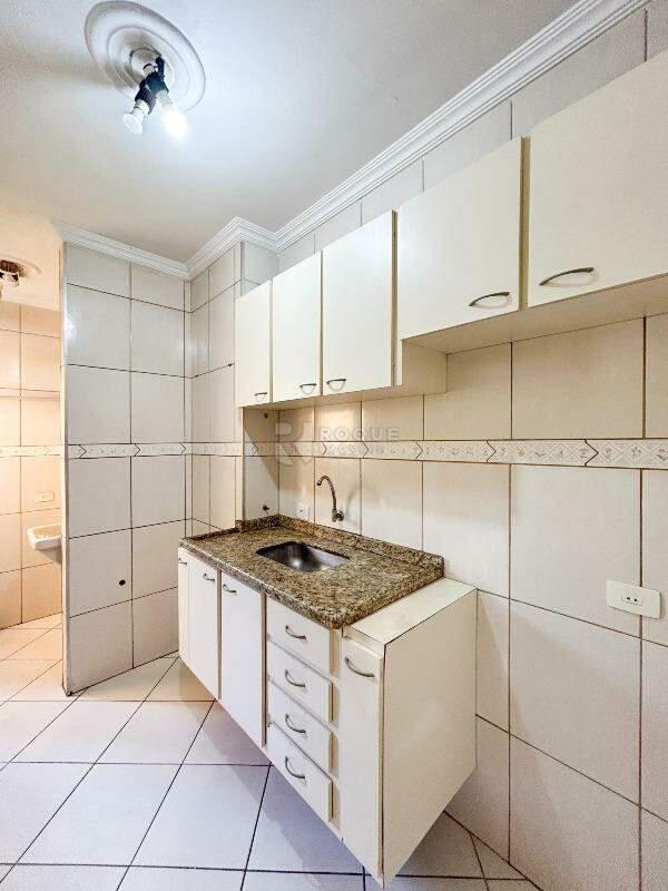 Apartamento para aluguel no bairro Parque Egisto Ragazzo: Cozinha