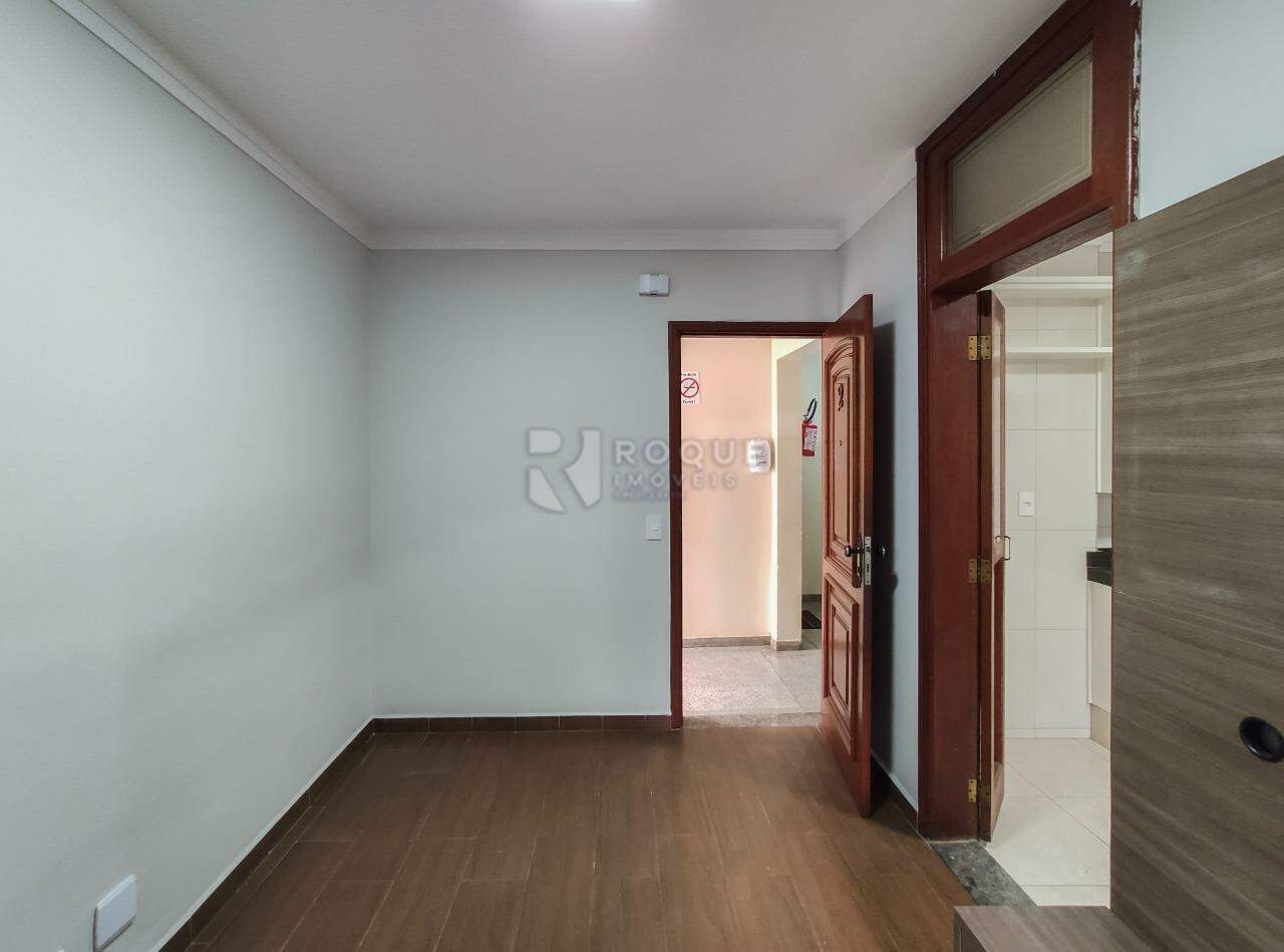 Apartamento para aluguel no bairro Vila Paulista: Sala 