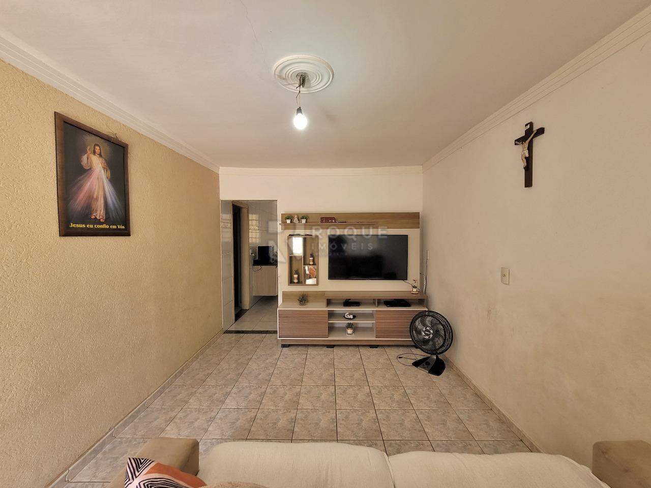 Casa Residencial à venda no bairro Parque Hippolyto: SALA DE ESTAR