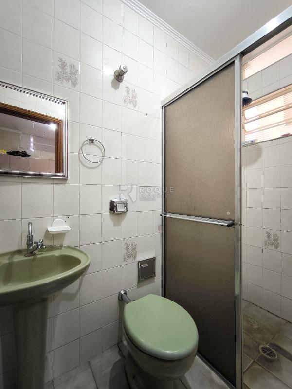 Casa Residencial à venda no bairro Parque Hippolyto: BANHEIRO SOCIAL 2