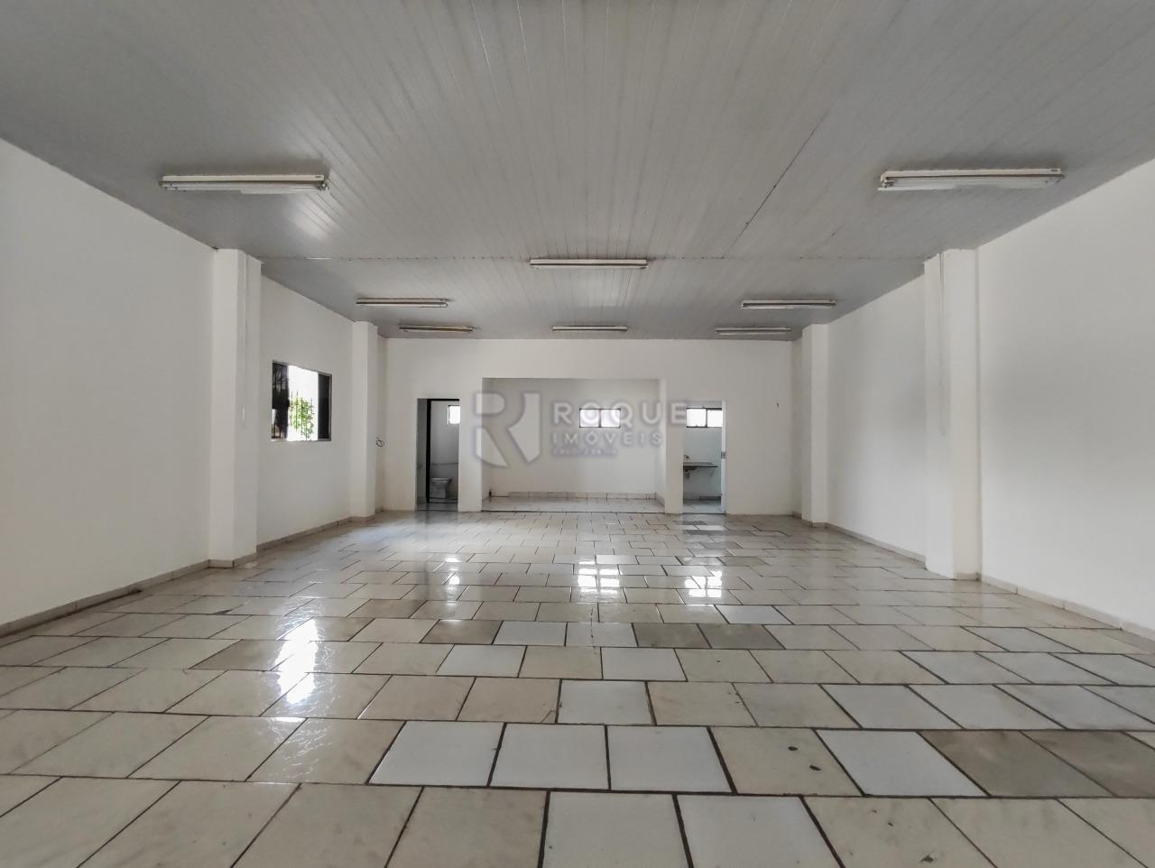 Barracão/Galpão à venda no bairro Vila Camargo: SALÃO 1