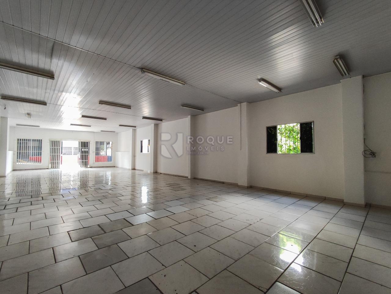 Barracão/Galpão à venda no bairro Vila Camargo: SALÃO 1