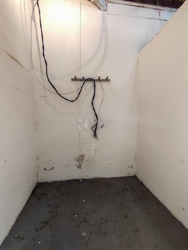 Barracão/Galpão à venda no bairro Vila Camargo: DEPÓSITO