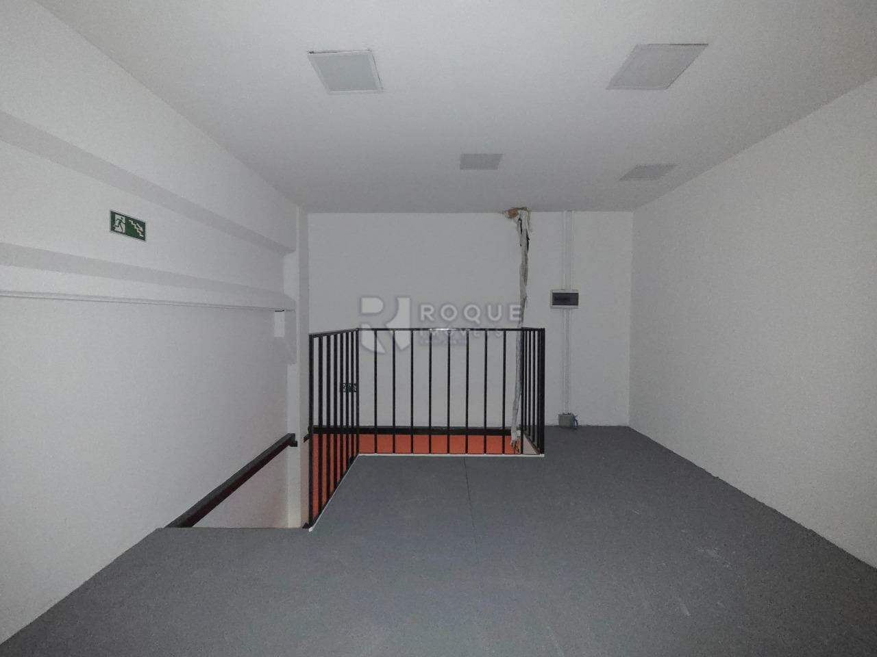 Loja para aluguel no bairro Jardim Glória: Mezanino
