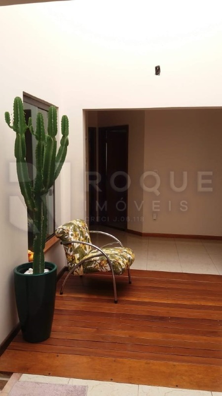 Casa Residencial à venda no bairro Parque Egisto Ragazzo: 