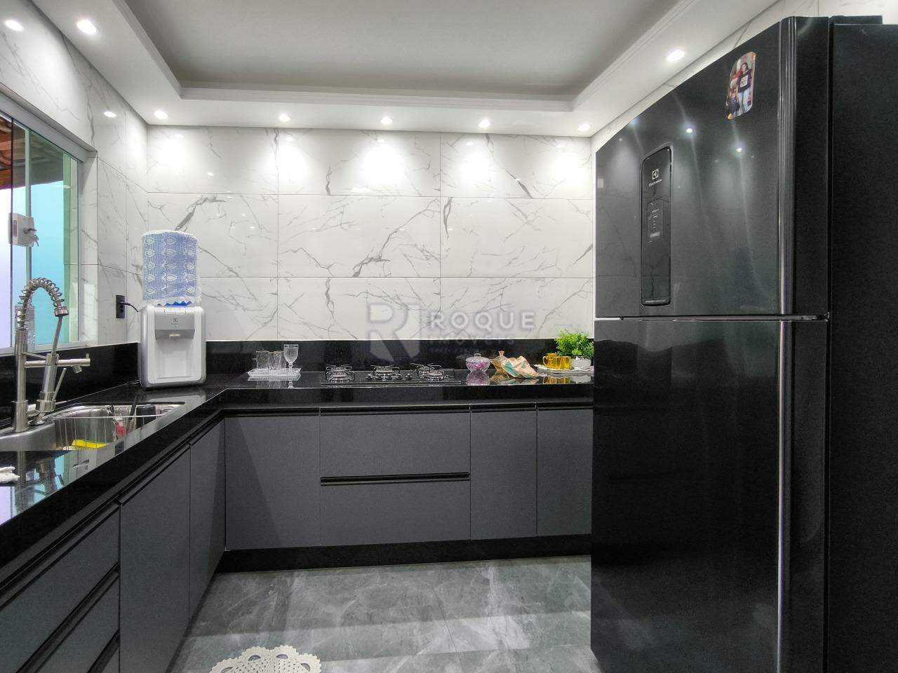 Casa Residencial à venda no bairro Jardim Santa Adélia: COZINHA
