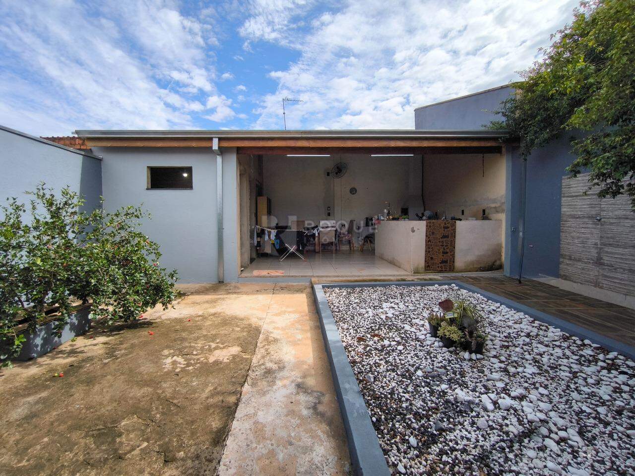 Casa Residencial à venda no bairro Jardim Santa Adélia: QUINTAL