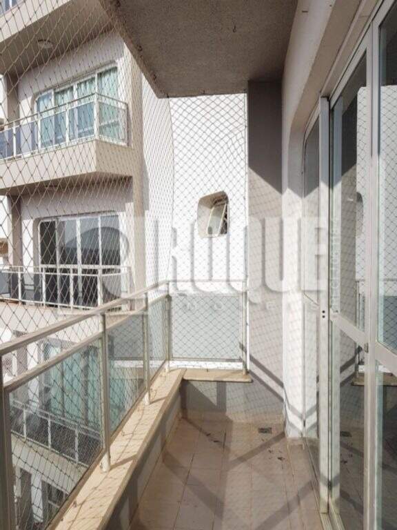 Apartamento à venda no bairro Centro: 