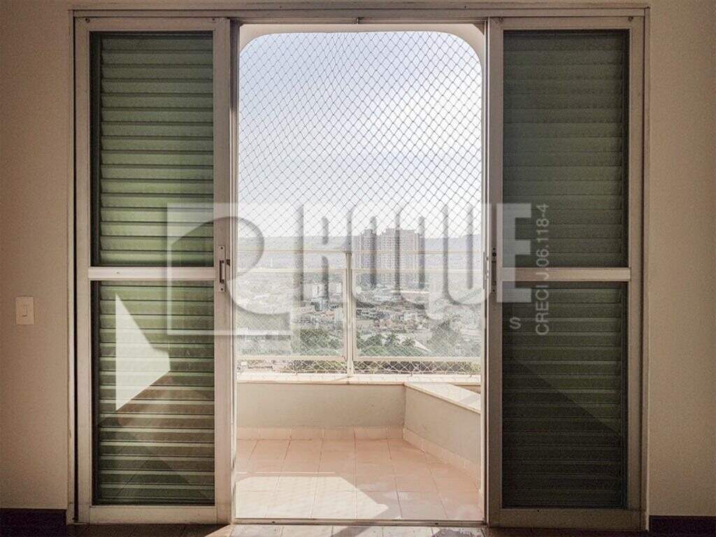 Apartamento à venda no bairro Centro: 