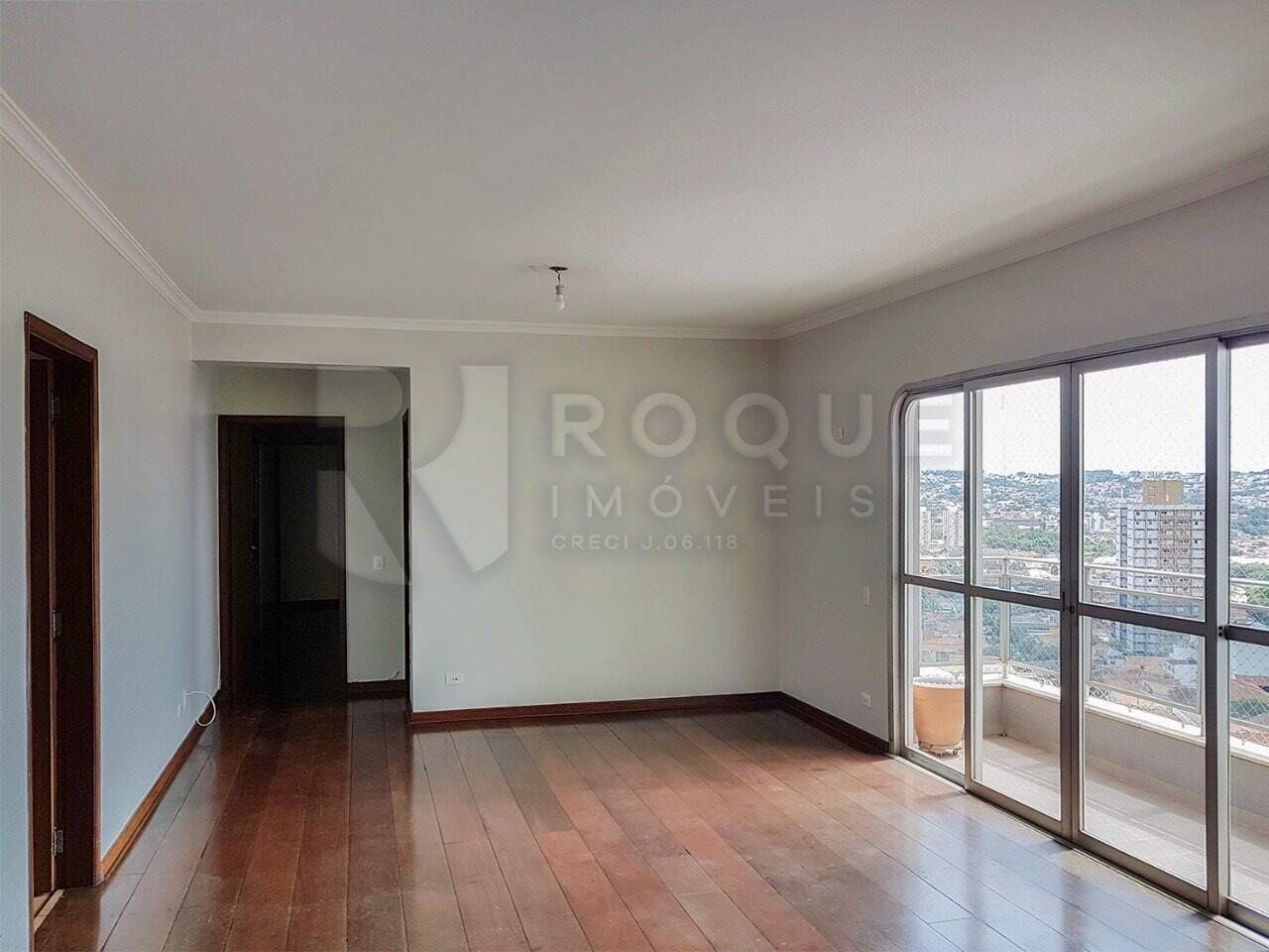 Apartamento à venda no bairro Centro: 