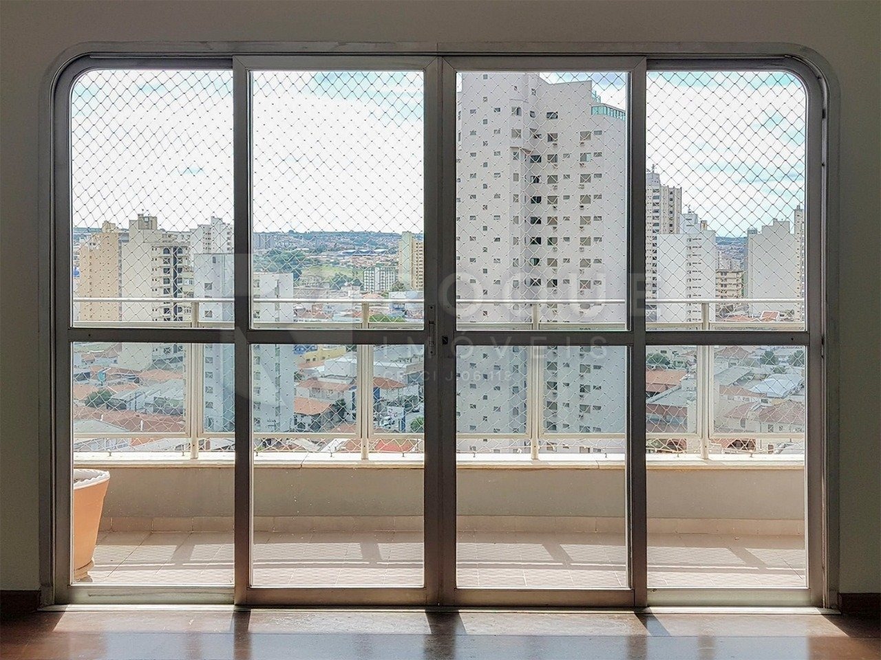 Apartamento à venda no bairro Centro: 