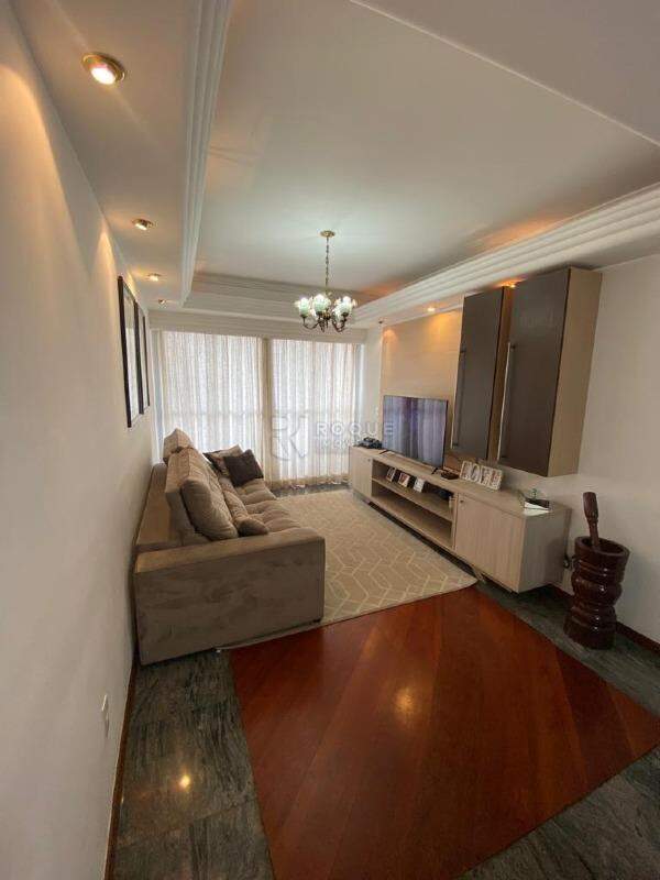 Apartamento à venda no bairro Centro: 