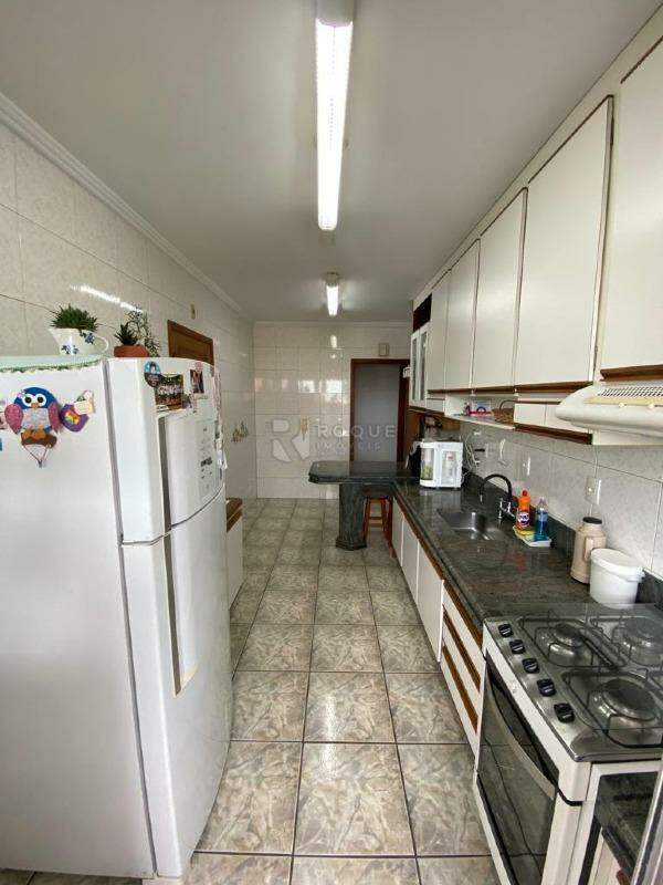 Apartamento à venda no bairro Centro: 