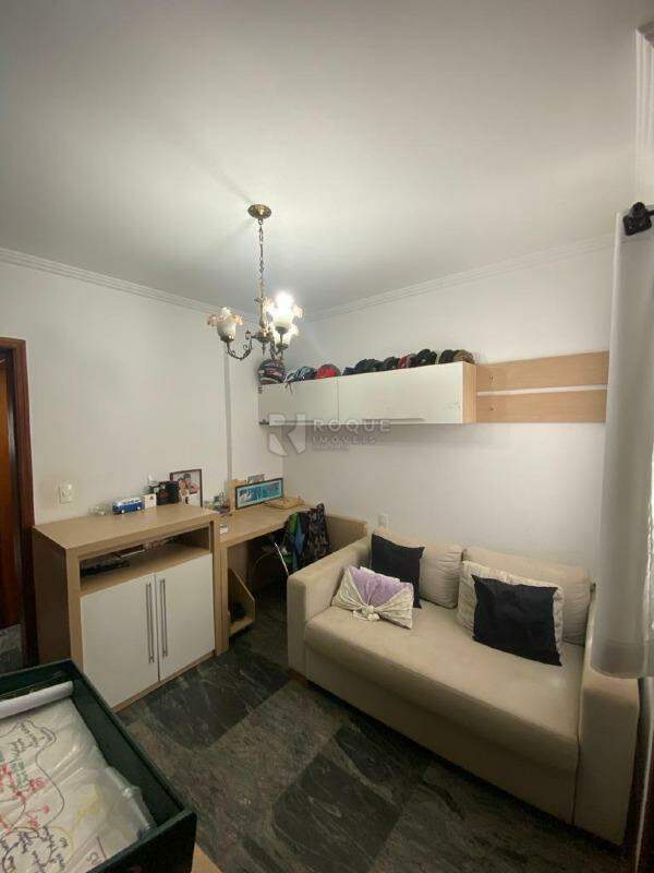 Apartamento à venda no bairro Centro: 