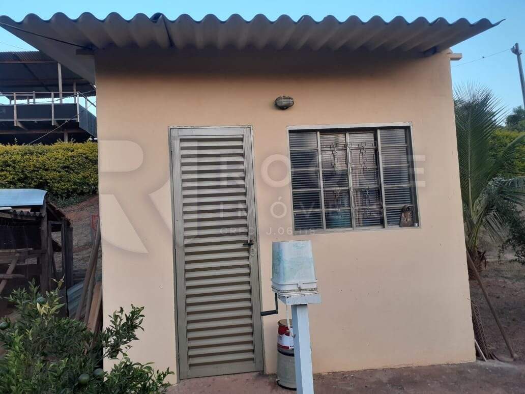 Chácara à venda no bairro Jardim Lagoa Nova: DEPÓSITO MAQÍNÁRIO