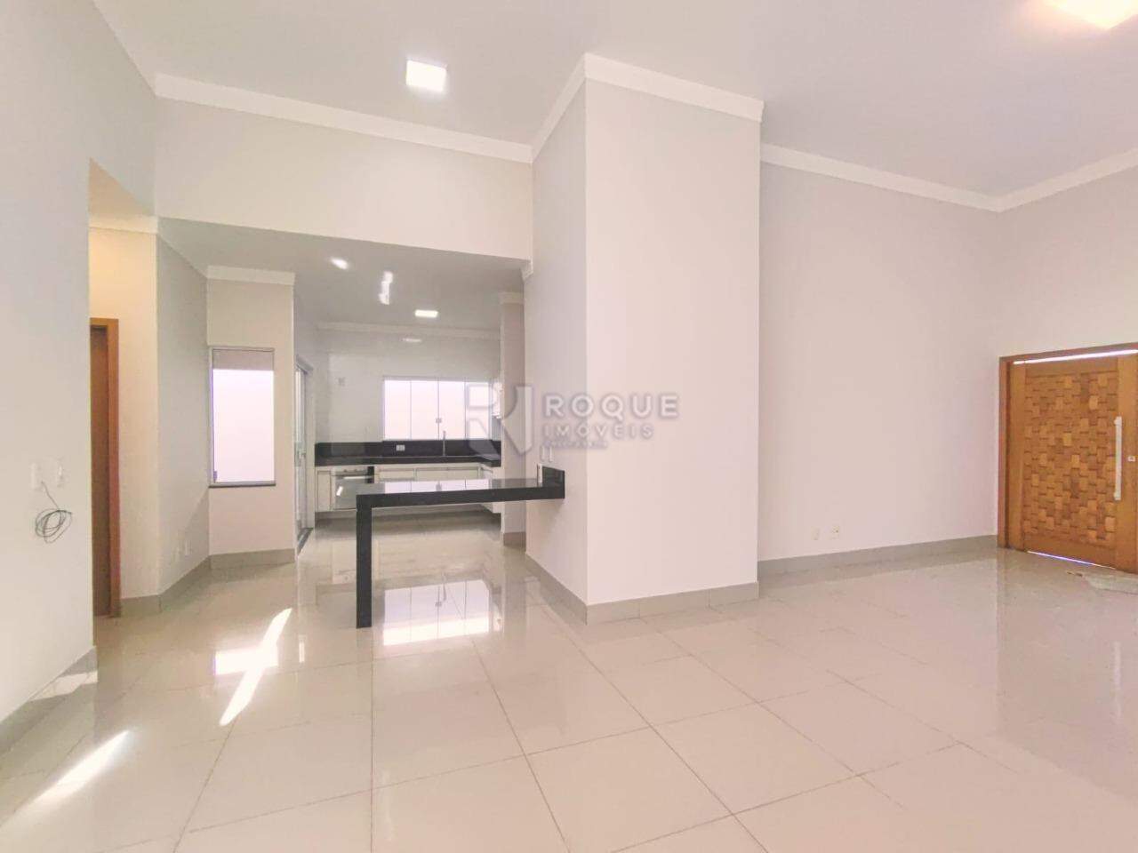Casa em condomínio para aluguel no bairro Parque Residencial Roland: Sala