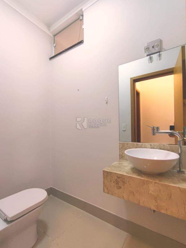 Casa em condomínio para aluguel no bairro Parque Residencial Roland: Lavabo