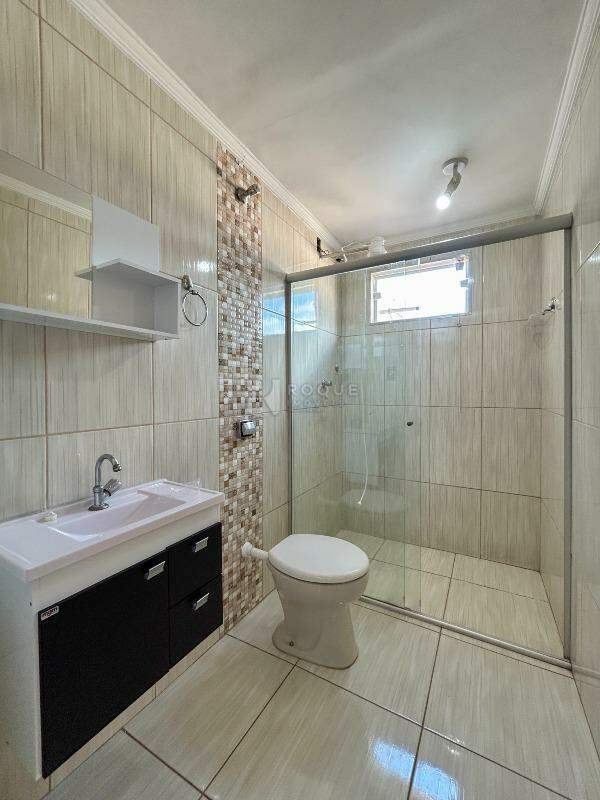 Casa Residencial para aluguel no bairro Jardim Rossi: WC social 1