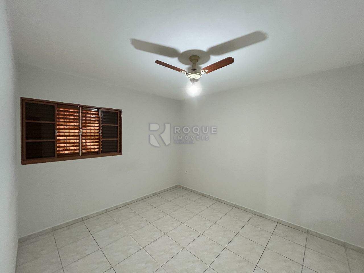 Casa Residencial para aluguel no bairro Jardim Rossi: Dormitório 3