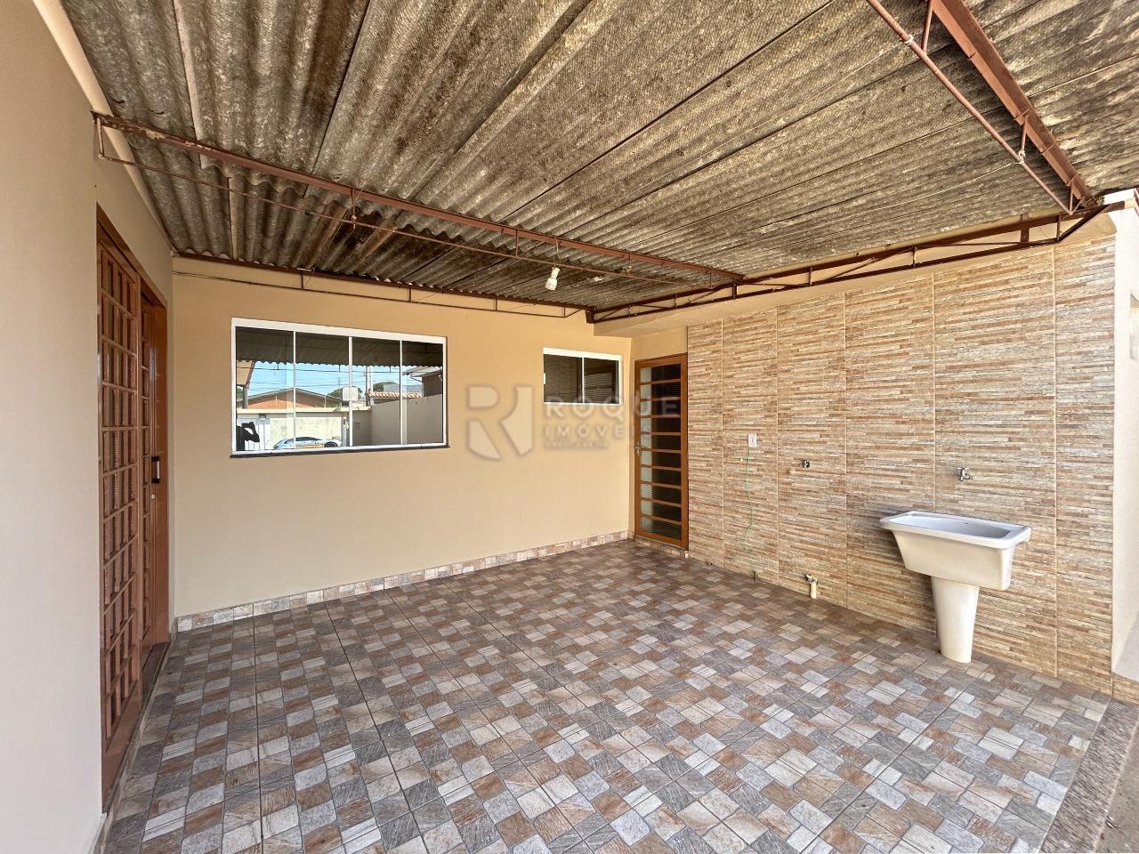 Casa Residencial para aluguel no bairro Jardim Rossi: Área de serviço / Rancho 