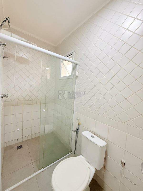 Casa em condomínio para aluguel no bairro Jardim Aquárius: Wc 01 Suíte