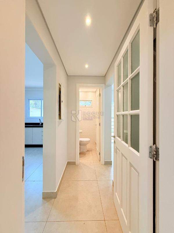 Casa em condomínio para aluguel no bairro Jardim Aquárius: Hall