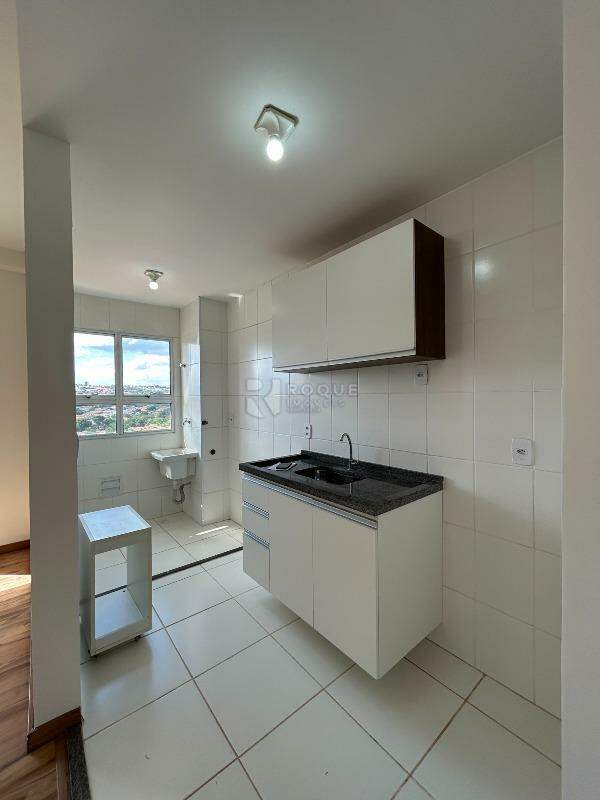 Apartamento para aluguel no bairro Boa Vista: Cozinha 