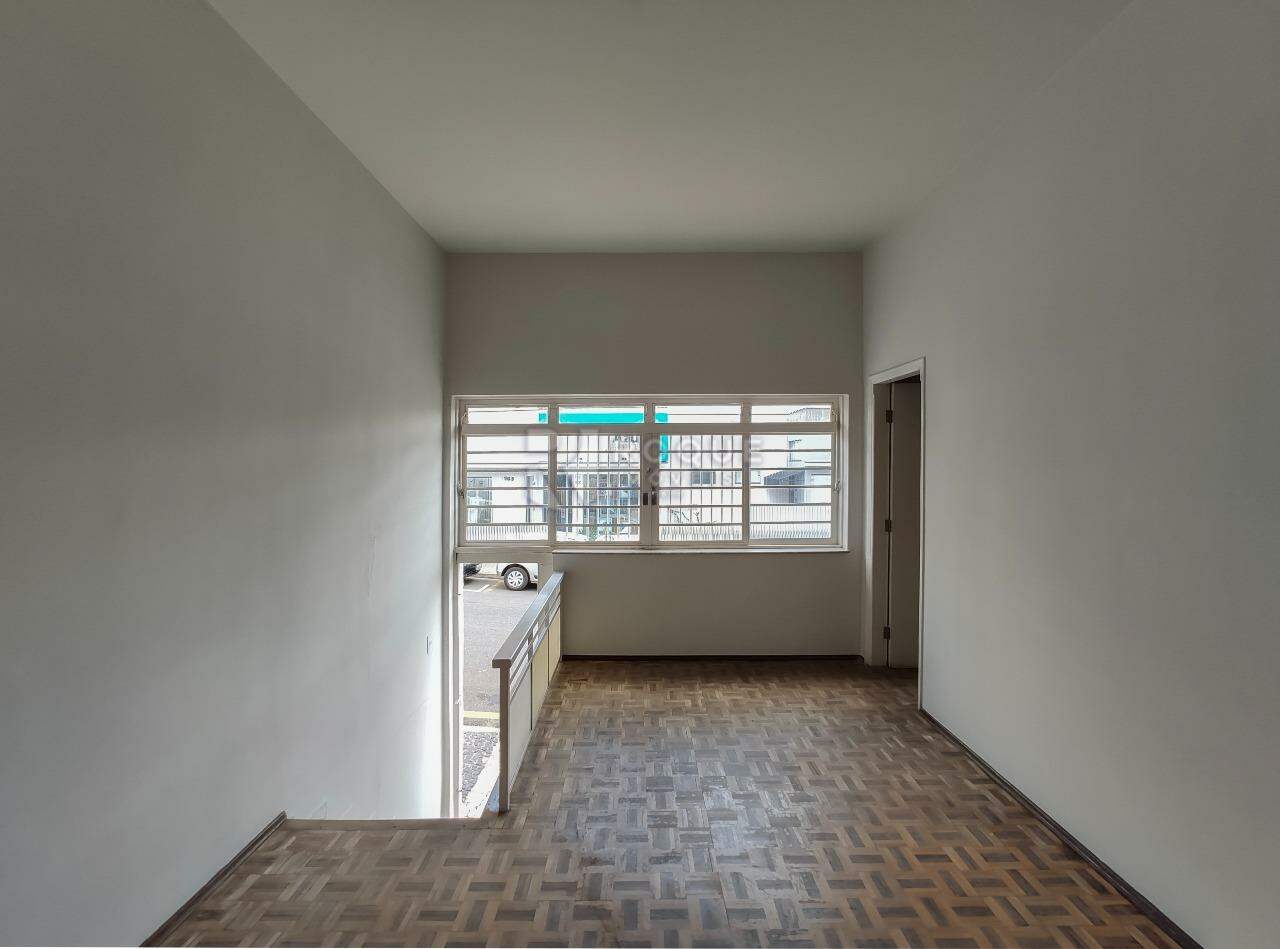 Casa Residencial para aluguel no bairro Centro: Sala 