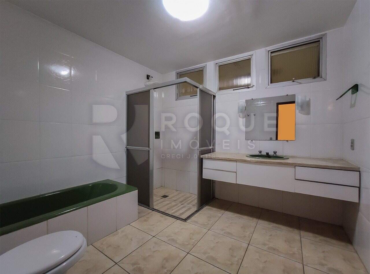 Apartamento para aluguel no bairro Centro: WC suíte