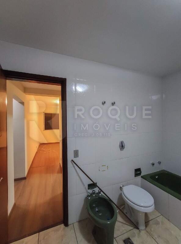 Apartamento para aluguel no bairro Centro: WC suíte
