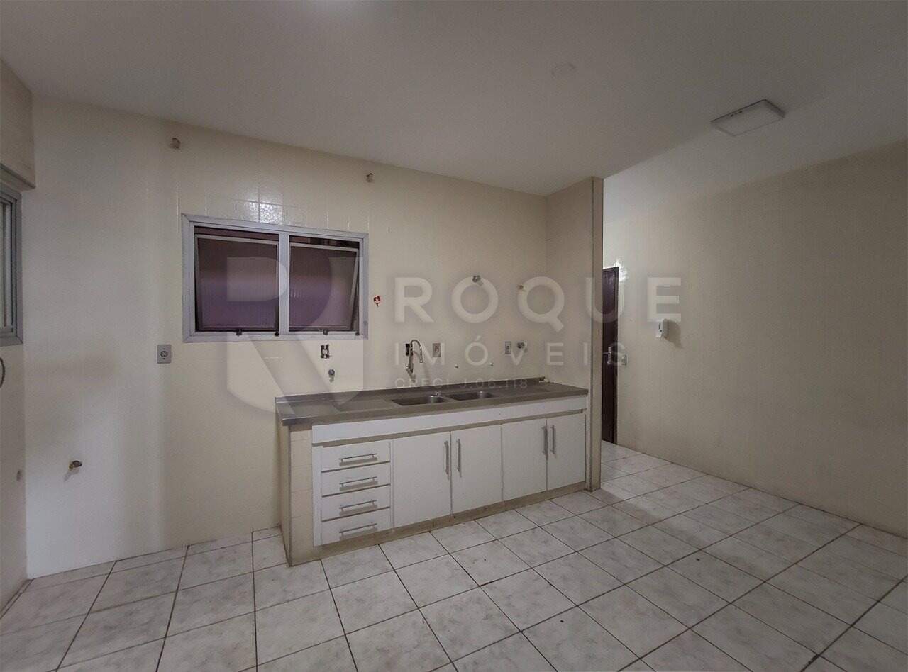 Apartamento para aluguel no bairro Centro: Cozinha
