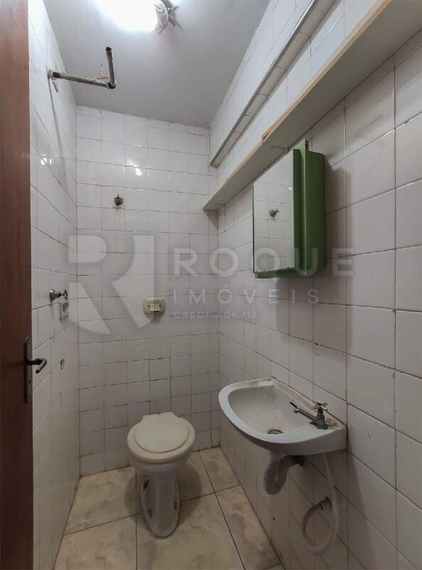 Apartamento para aluguel no bairro Centro: WC